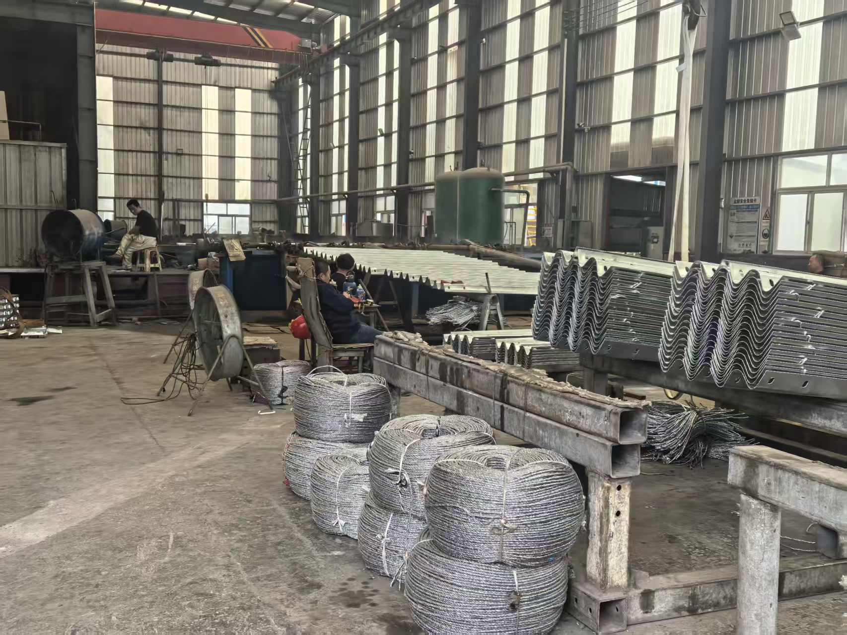 九江市浸塑波形护栏三波波形护栏 - 价格